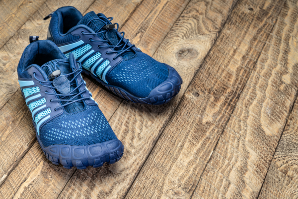 calzado barefoot suela fina y flexible horma amplia respetuoso minimalista